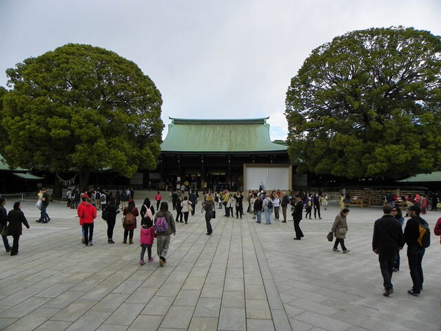 What-to-do-in-Tokyo-From-classic-to-crazy_Meiji-Jingu-shrine-the-shrine-itself