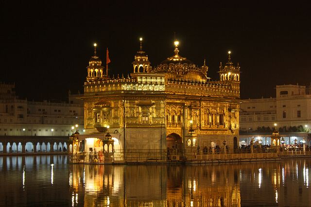 dont-worry-just-travel-tourist-visa-India-golden-temple-in-Amritsar