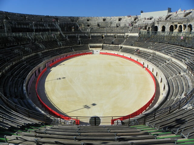 Enjoy-your-south-of-France-vacation-in-Languedoc_Nimes-amphitheatre