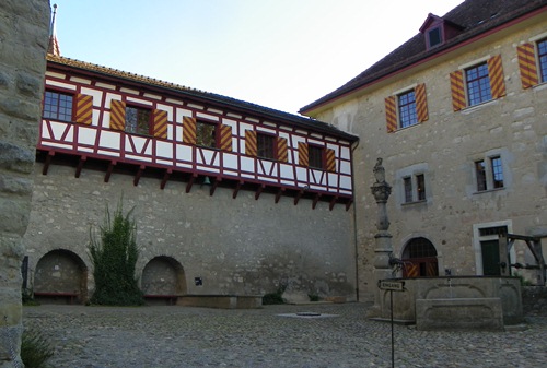 kyburg-castle-inner-court